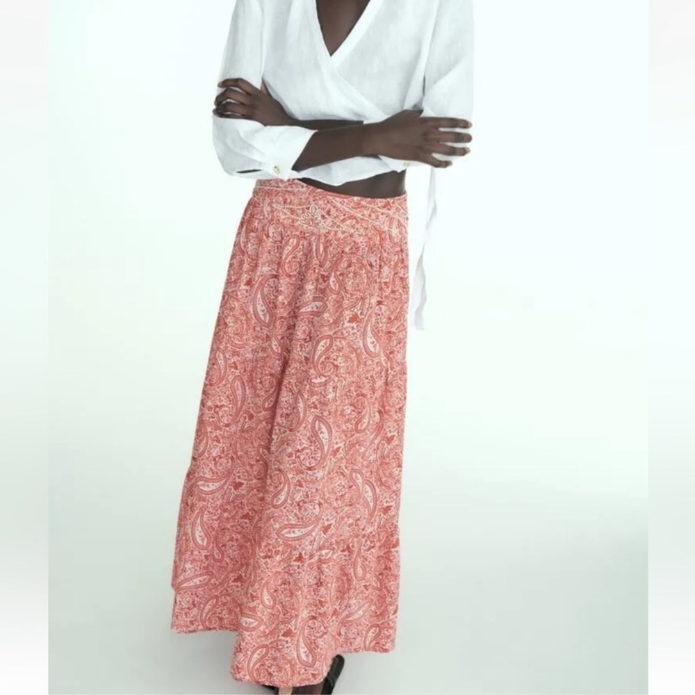 ZARA LONG PRINTED BEADED SKIRT ECRU/RED SIZE MEDIUM 7200/228 NWT
